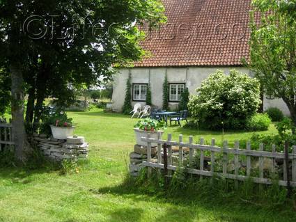 The old  neighbor house to the countryside auction at Lauters, Fårö island, Gotland, Sweden, Copyright Lifecruiser.com