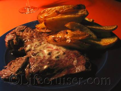 Beef and potato slices by Pierre, France, Copyright Lifecruiser.com