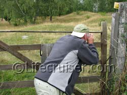 Mr Lifecruiser spotting something