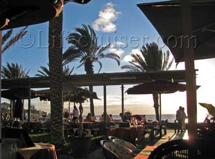 Las Americas Beach Restaurant, Tenerife Island, Photo by Lifecruiser