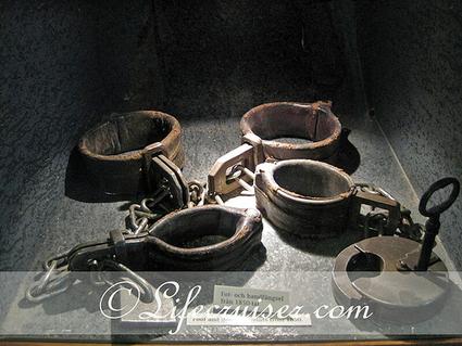 Leg irons, Långholmens Hotel, Stockholm, Sweden, Copyright Lifecruiser.com