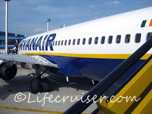 Ryanair Boeing 737-800 airplane