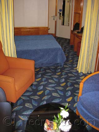 Silja Symphony Cruise Ship's Commodore Cabin, Photo by Lifecruiser