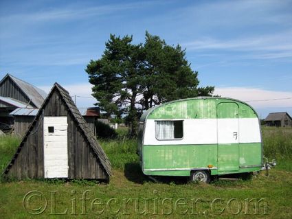 Worned out vacation rentals, Fårö island, Gotland, Sweden, Copyright Lifecruiser.com
