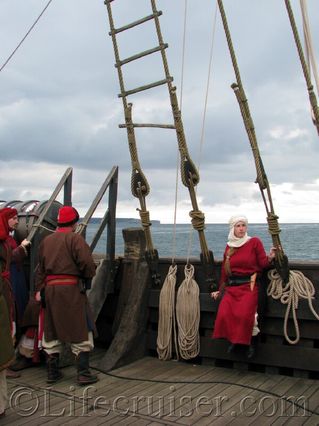 gotland-cog-ship-medieval-dress, Sweden