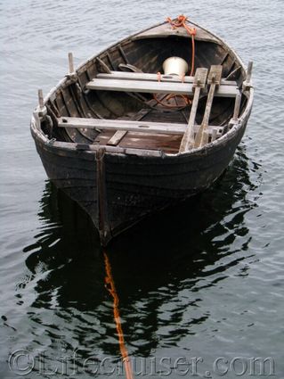 gotland-old-rowboat, Sweden