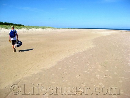 Lifecruiser beach walking