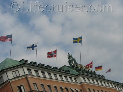 se-stockholm-grand-hotel-flags